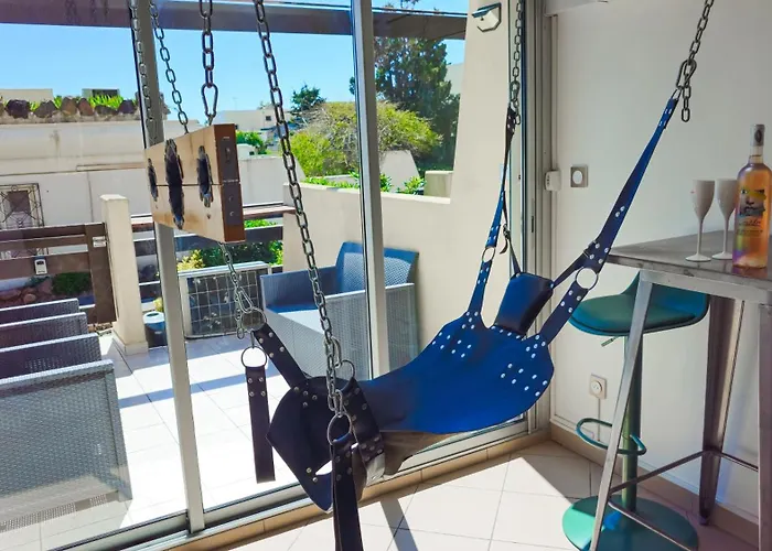 Capsexy Port Nature Garden Naturist Village אגדה